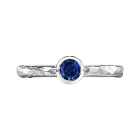 4mm Blue Sapphire Hammered Twinkle Ring