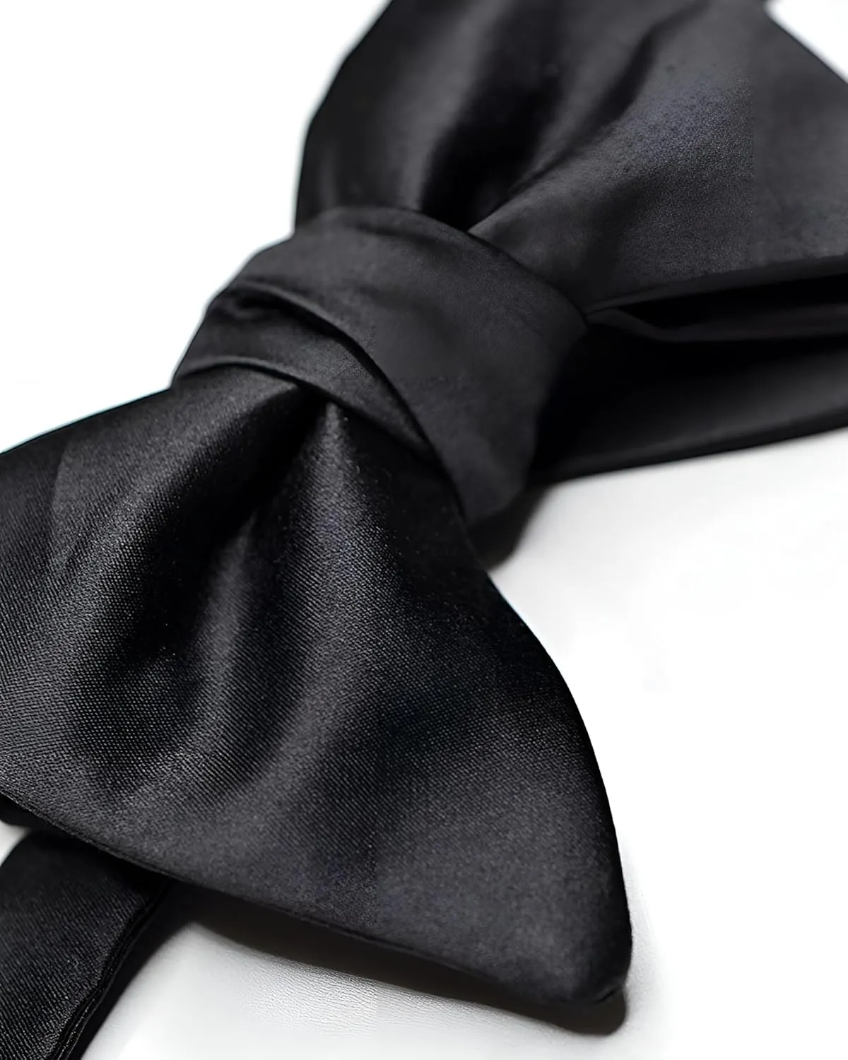 Black Oversized Butterfly Bow Tie - Pre-tied Formal Tuxedo & Wedding Bow Tie